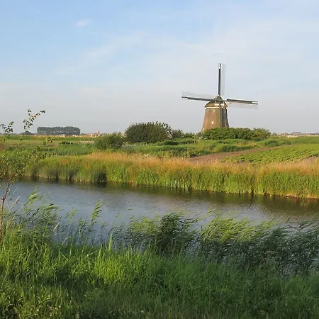 Holiday Huis Met De Vijvers בית נופש *